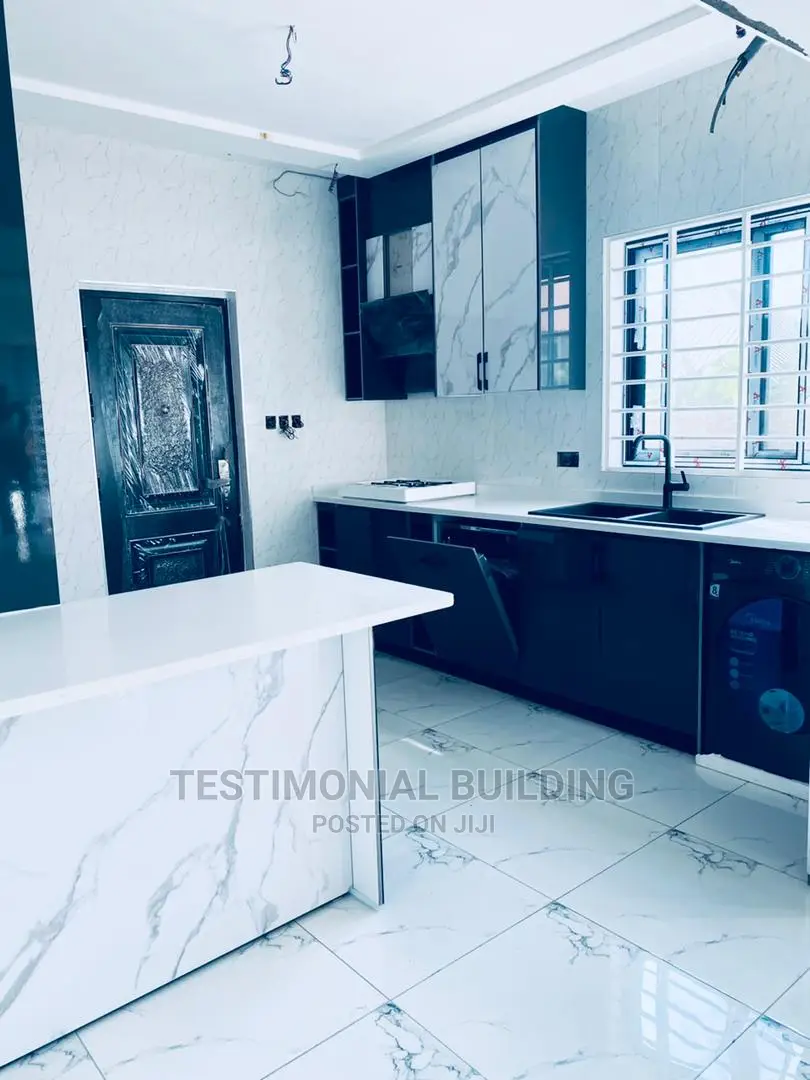 3bdrm House in Testimonial Building, Ashaley Botwe for Sale