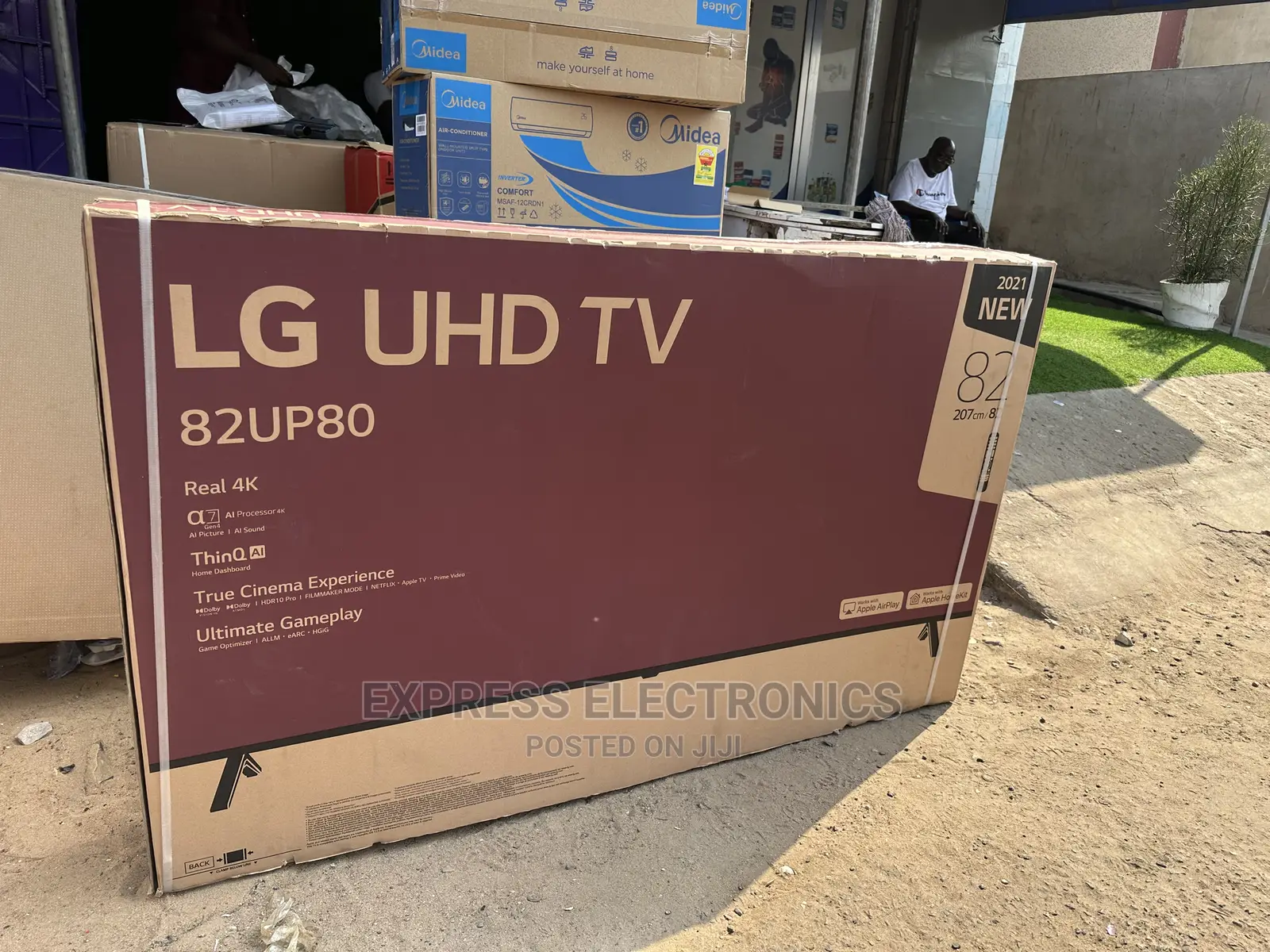Free Soundbar LG 82up8050pvb Up80 Series Uhd Smart 82”