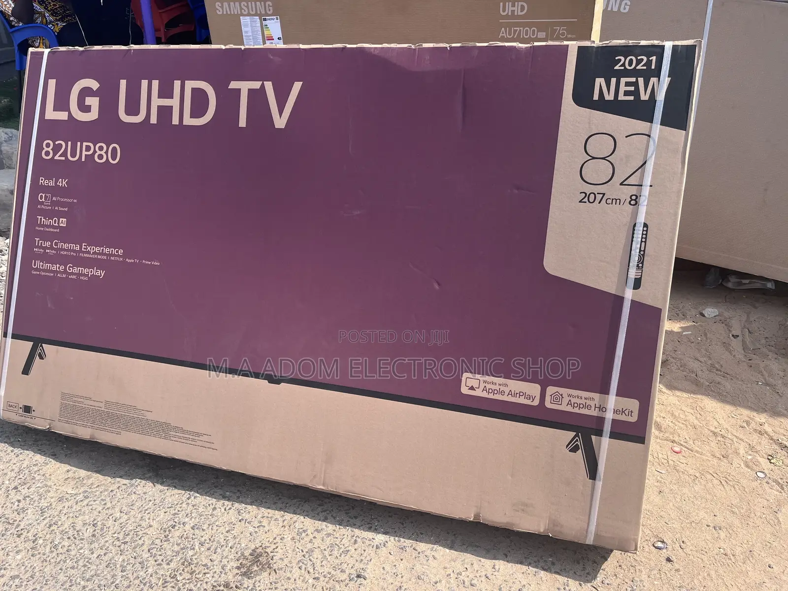 Lg 82”UHD Smart Tv Plus Free 400watts Lg Sound Bar