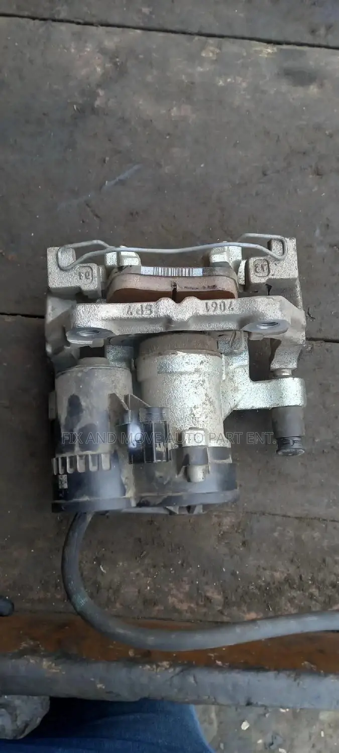 Honda Civic 2016-2020 Electronic Back Caliper Available