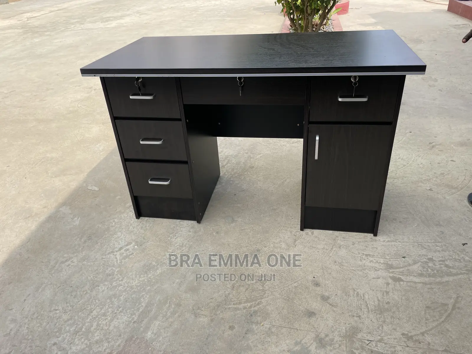 1.2m Office Table With Drawers