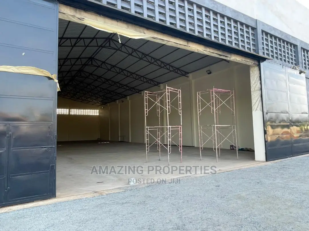 1167sqm Warehouse for Rent at Spintex