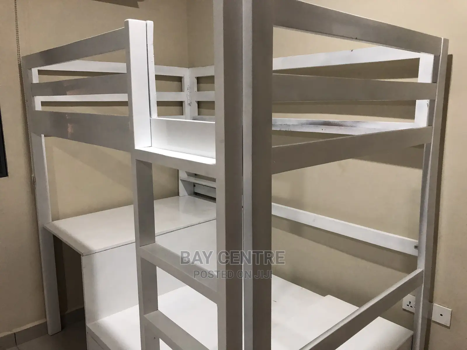 Bunk Bed With Storage and Sitting