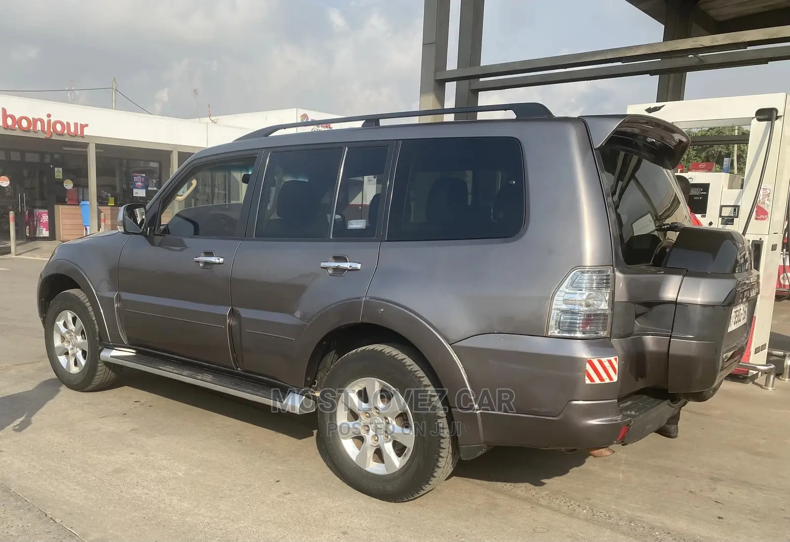 Car Rental . Rent a Car. Pajero for Rent.