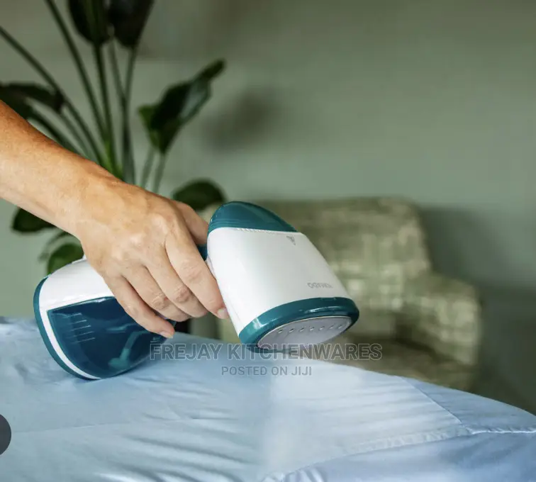 Tomado Garment Steamer