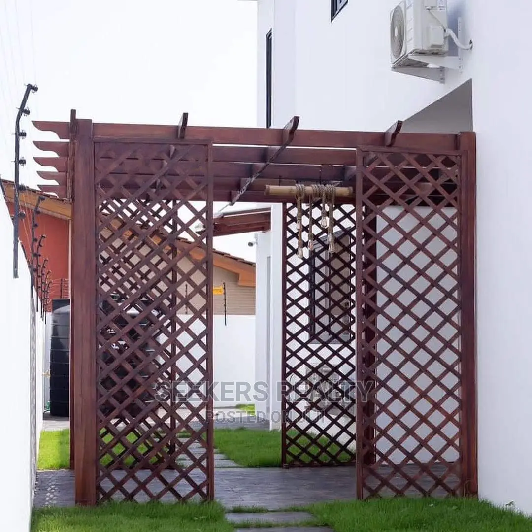 5bdrm House in Seekers Realty, Spintex for Sale