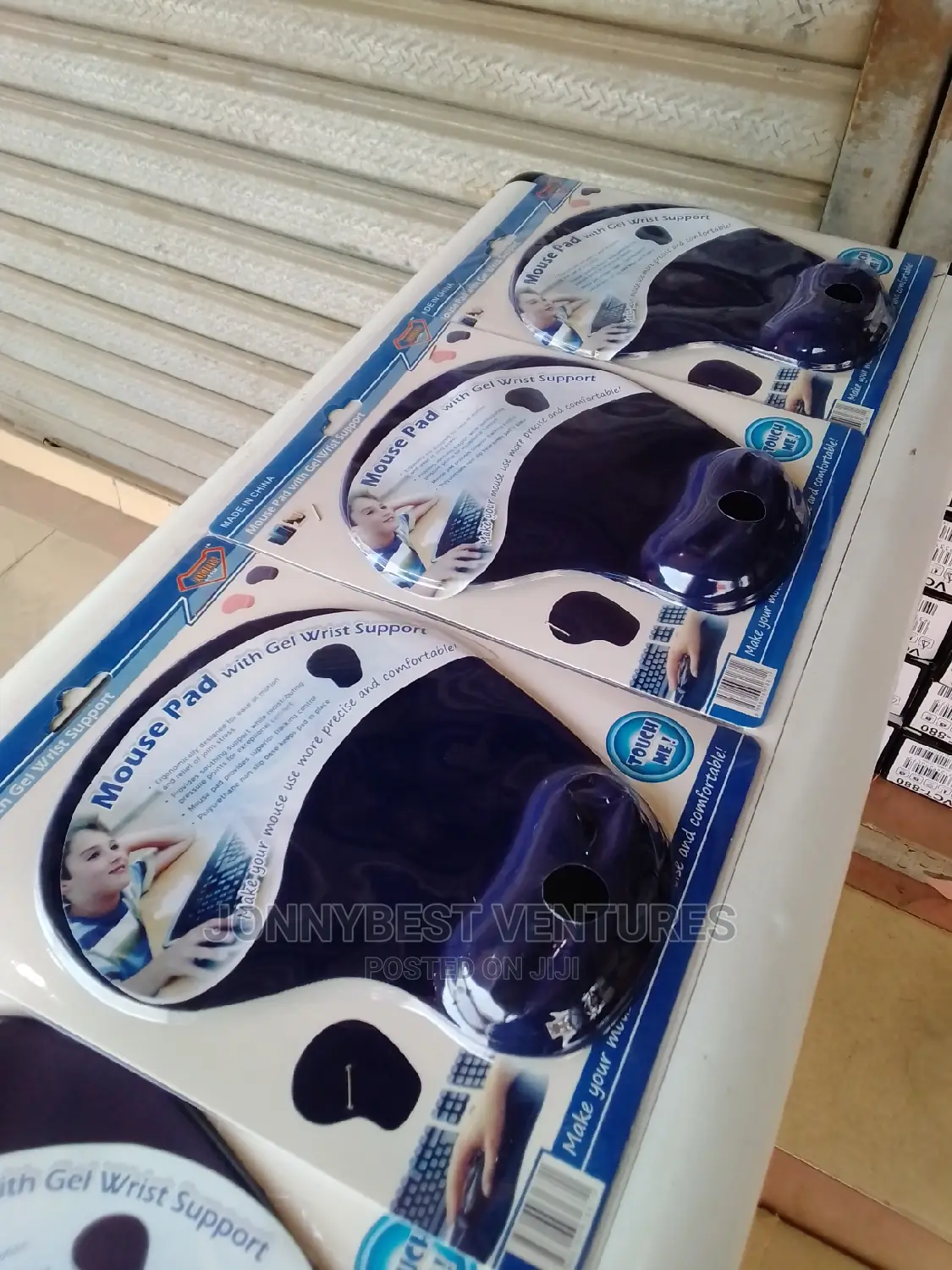 Mouse Pad With Wrist Support