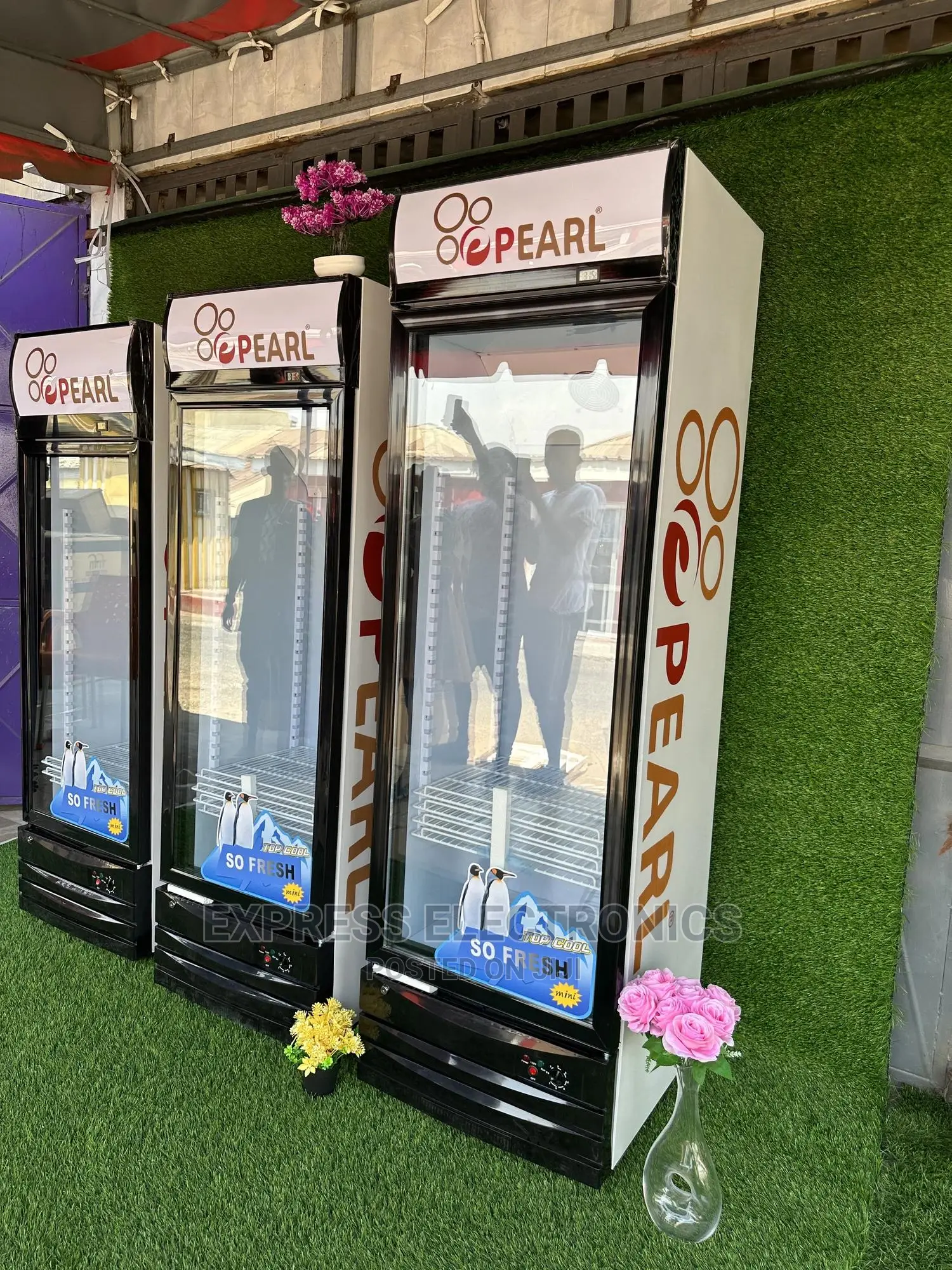 Elegant-Unique Display Fridge Pearl PVC37 , 248 Litres