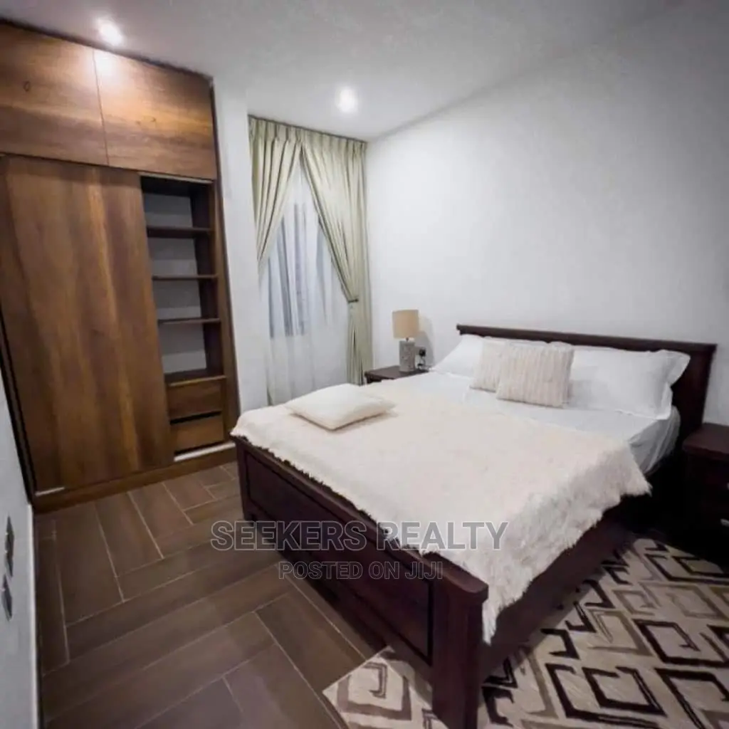 Furnished 4bdrm House in Seekers Realty, Tema Metropolitan for Sale