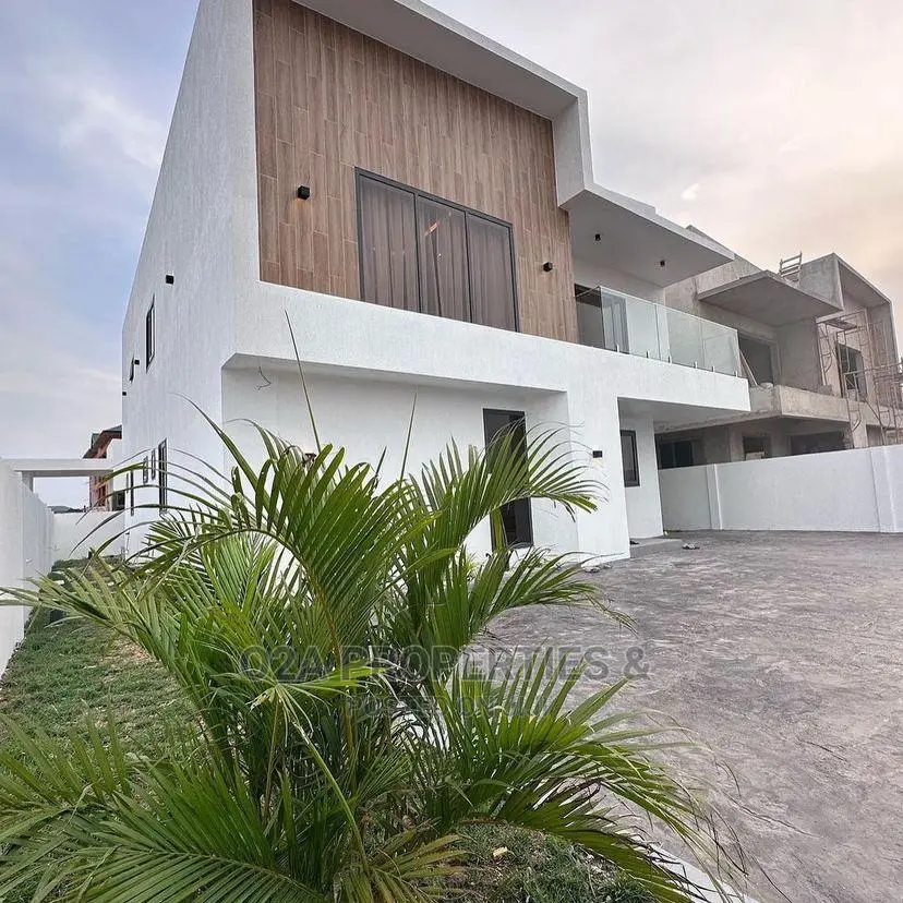 4bdrm House in Tema Metropolitan for sale