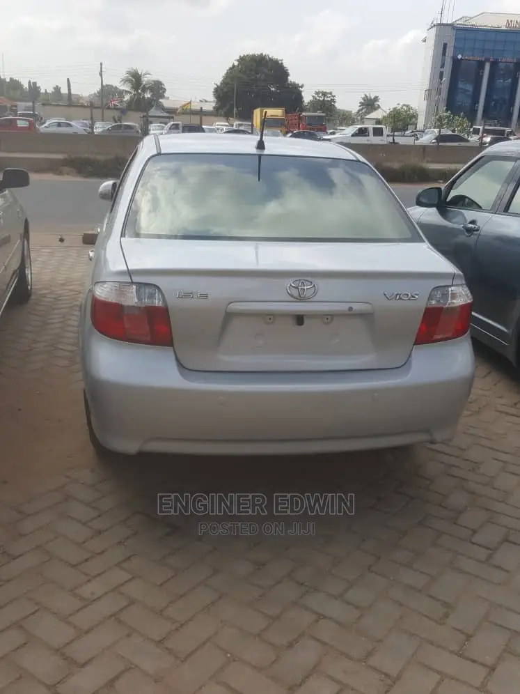 Toyota Vios 2010 Gray