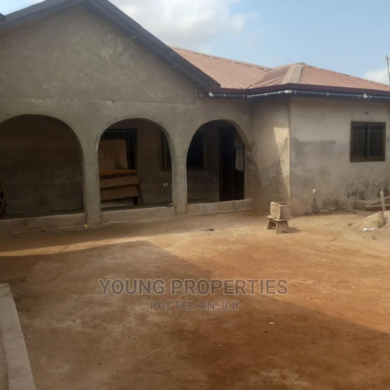 4bdrm House in Kasoa May 11 Azum for sale