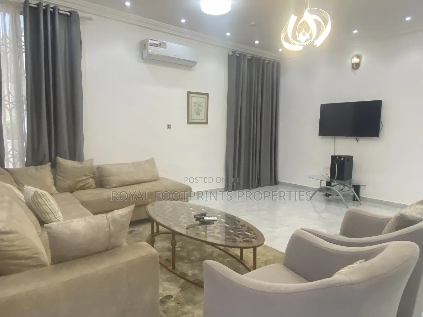 A Studio One Bedrooms Apartments