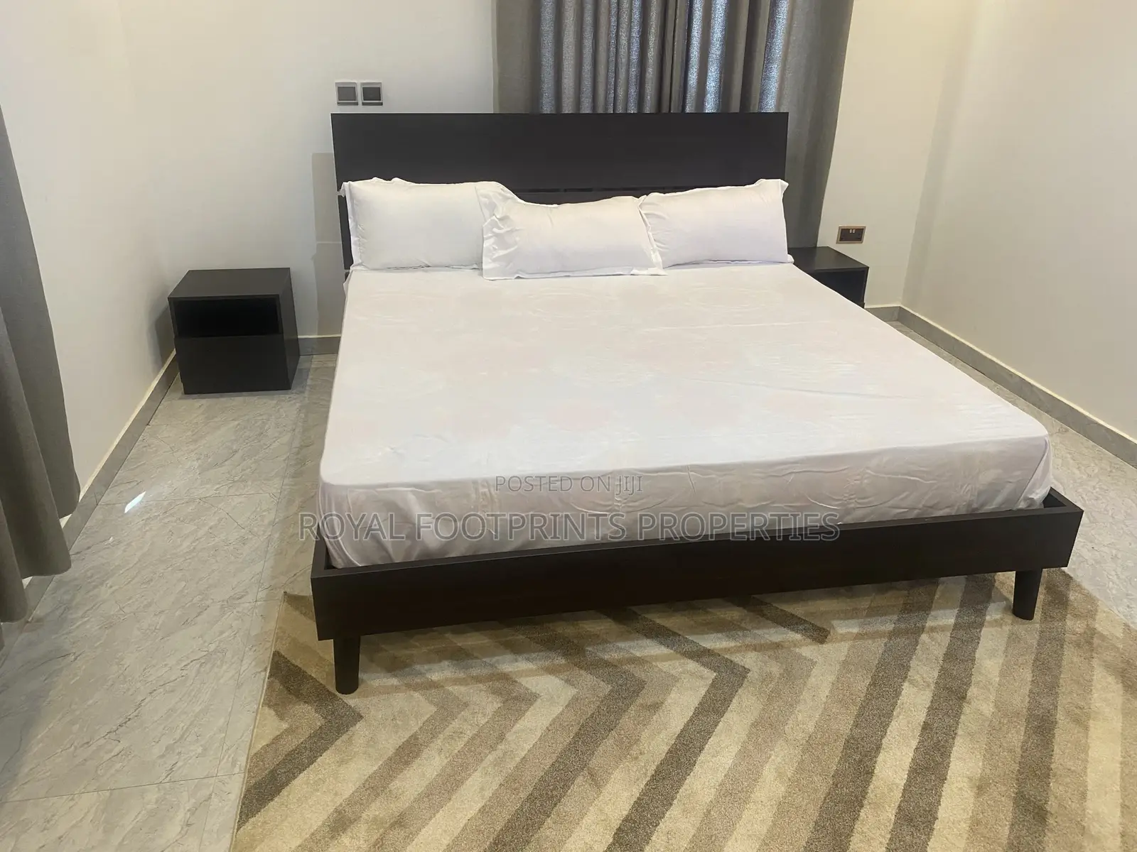 A Studio One Bedrooms Apartments