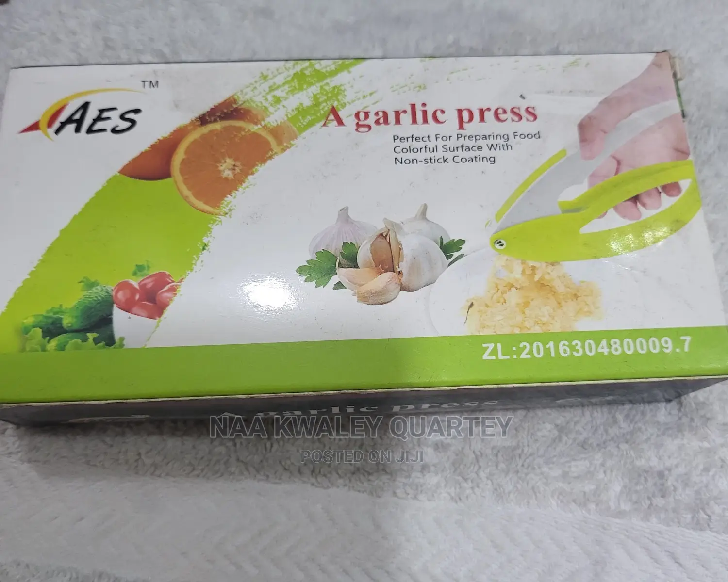 Raw Garlic Crusher