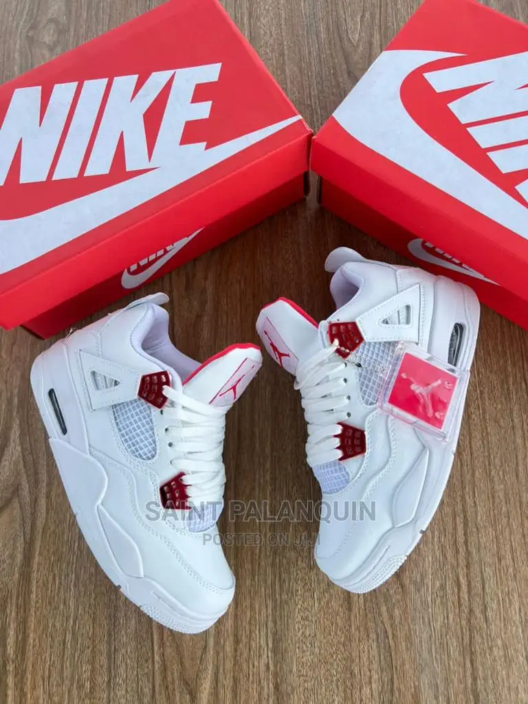Air Jordan 4