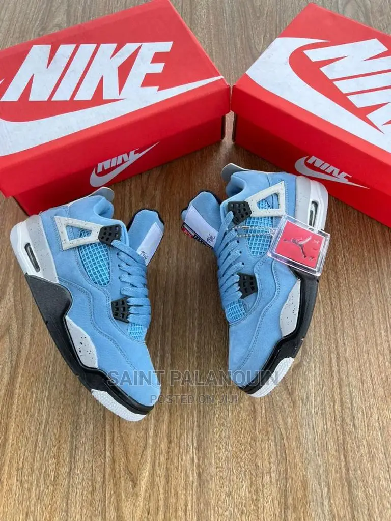 Air Jordan 4