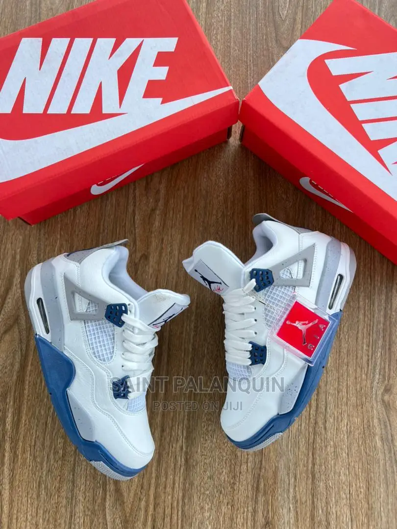 Nike Jordan 4 Metallic