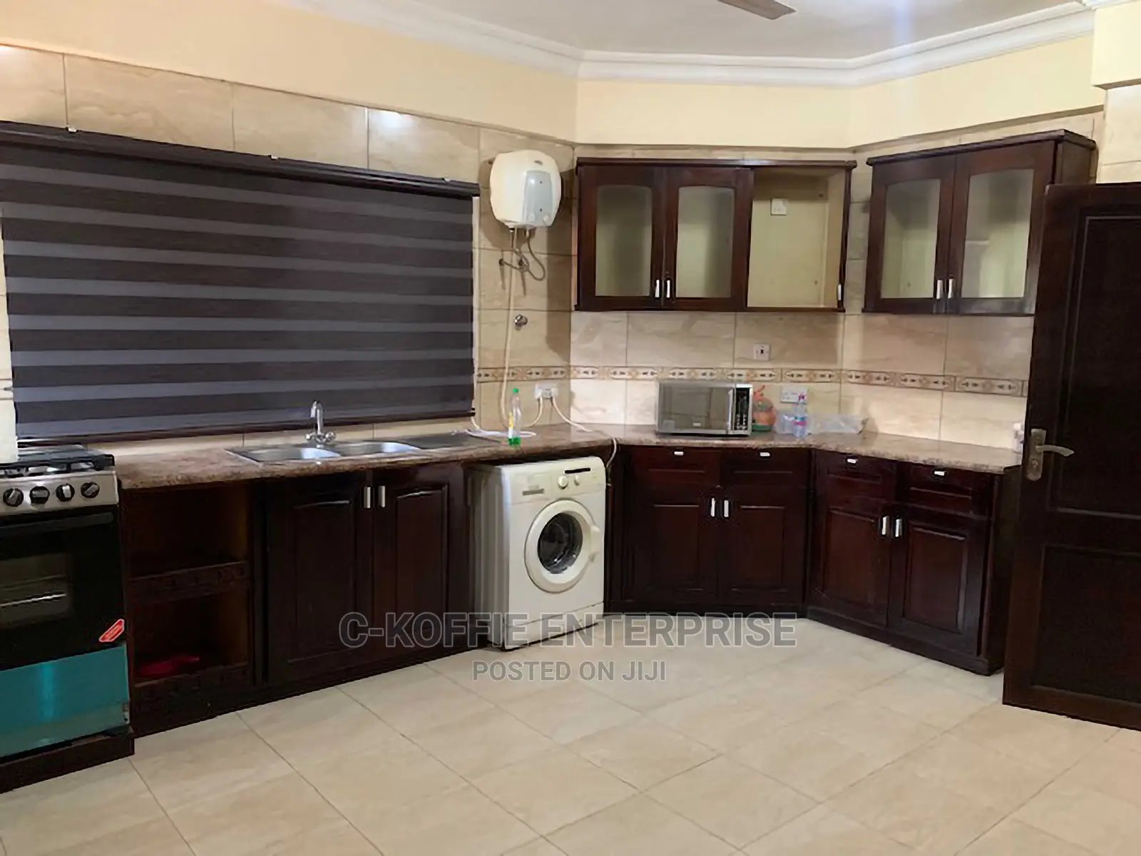Furnished 4bdrm Apartment in Tesano, Papaye for Rent