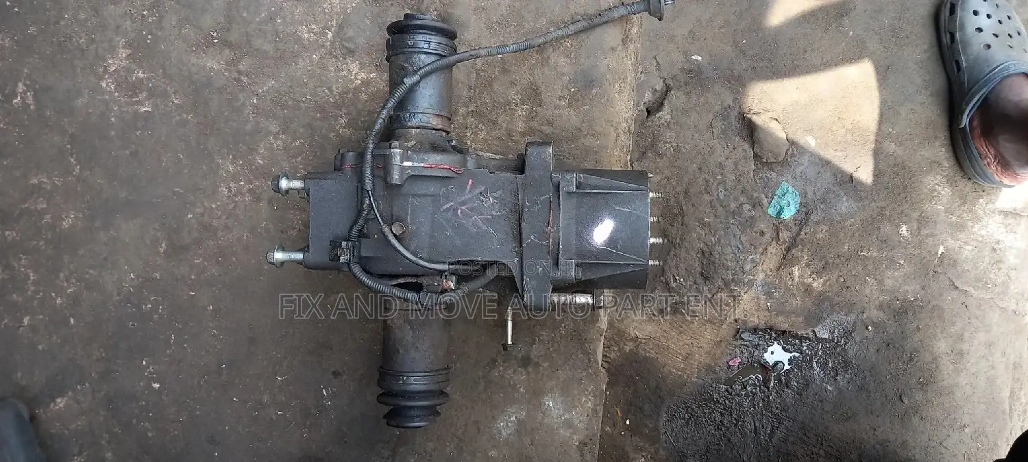 Toyota Yaris/ Vitz 2008-14 BACK AXLE OPINION(4x4) for Sale