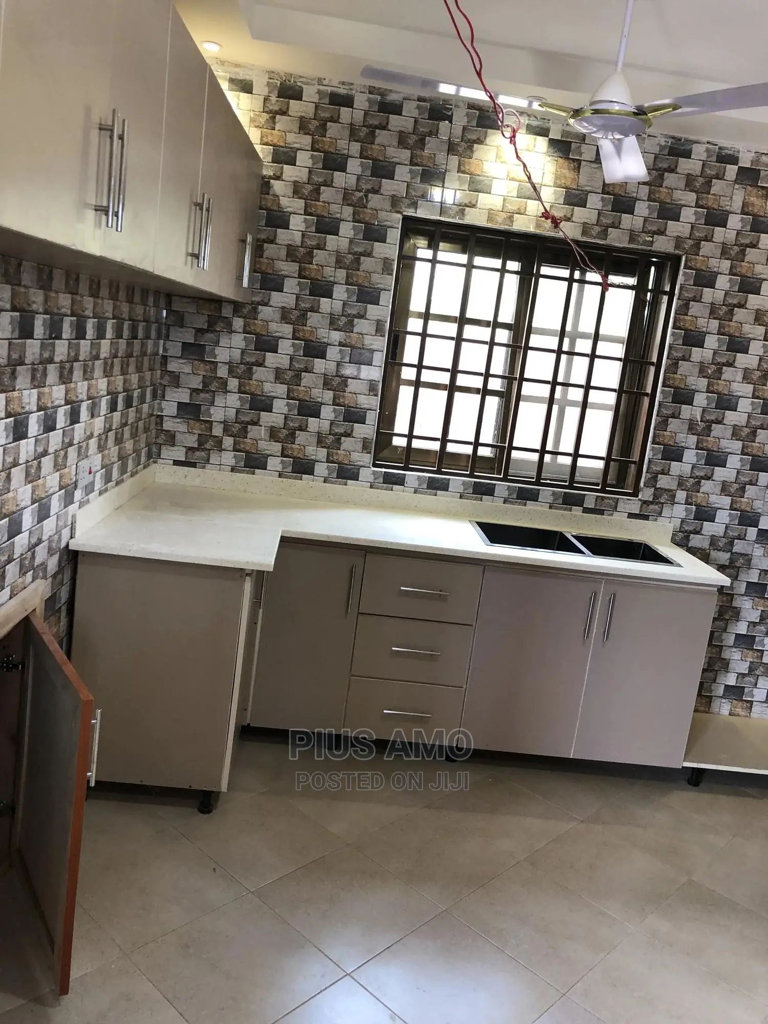 4bdrm House in Tseaddo, Labadi for rent