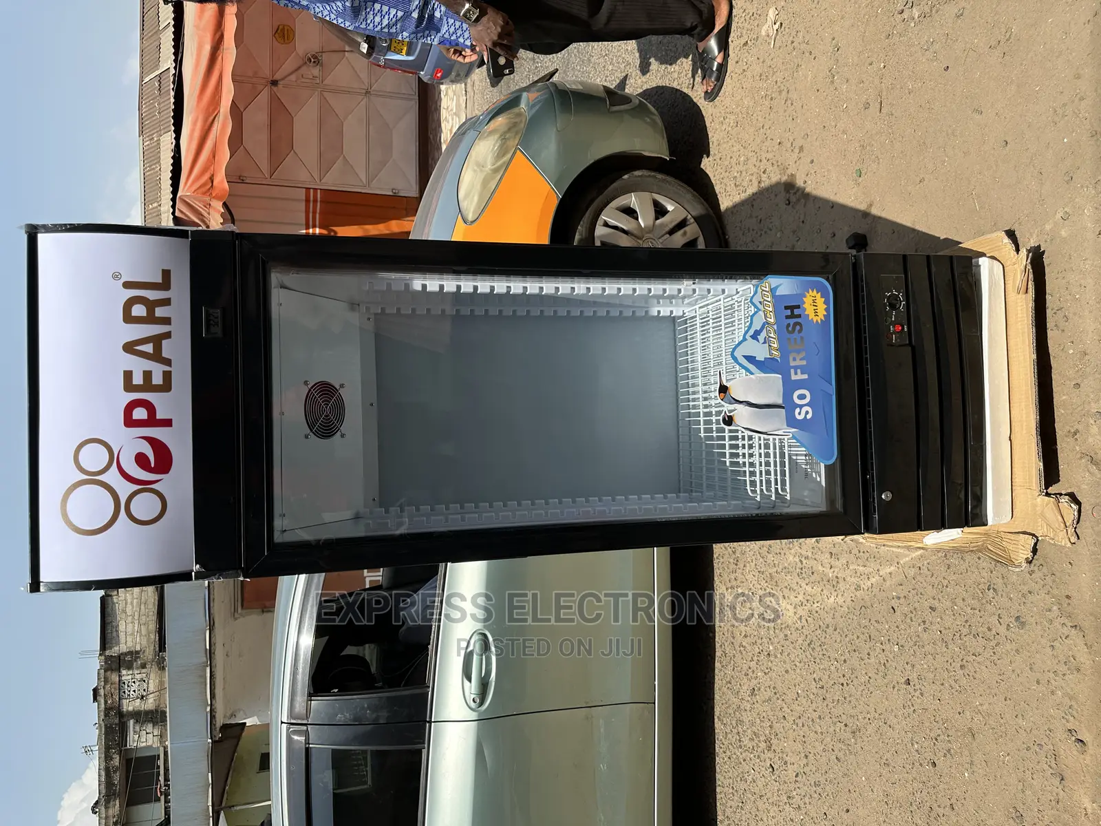 Pearl Vertical Black Display PVC37 , 248 L See Through