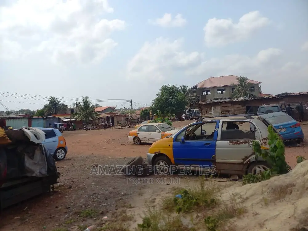 5 Plots of Commercial Along the Kwashieman Highway