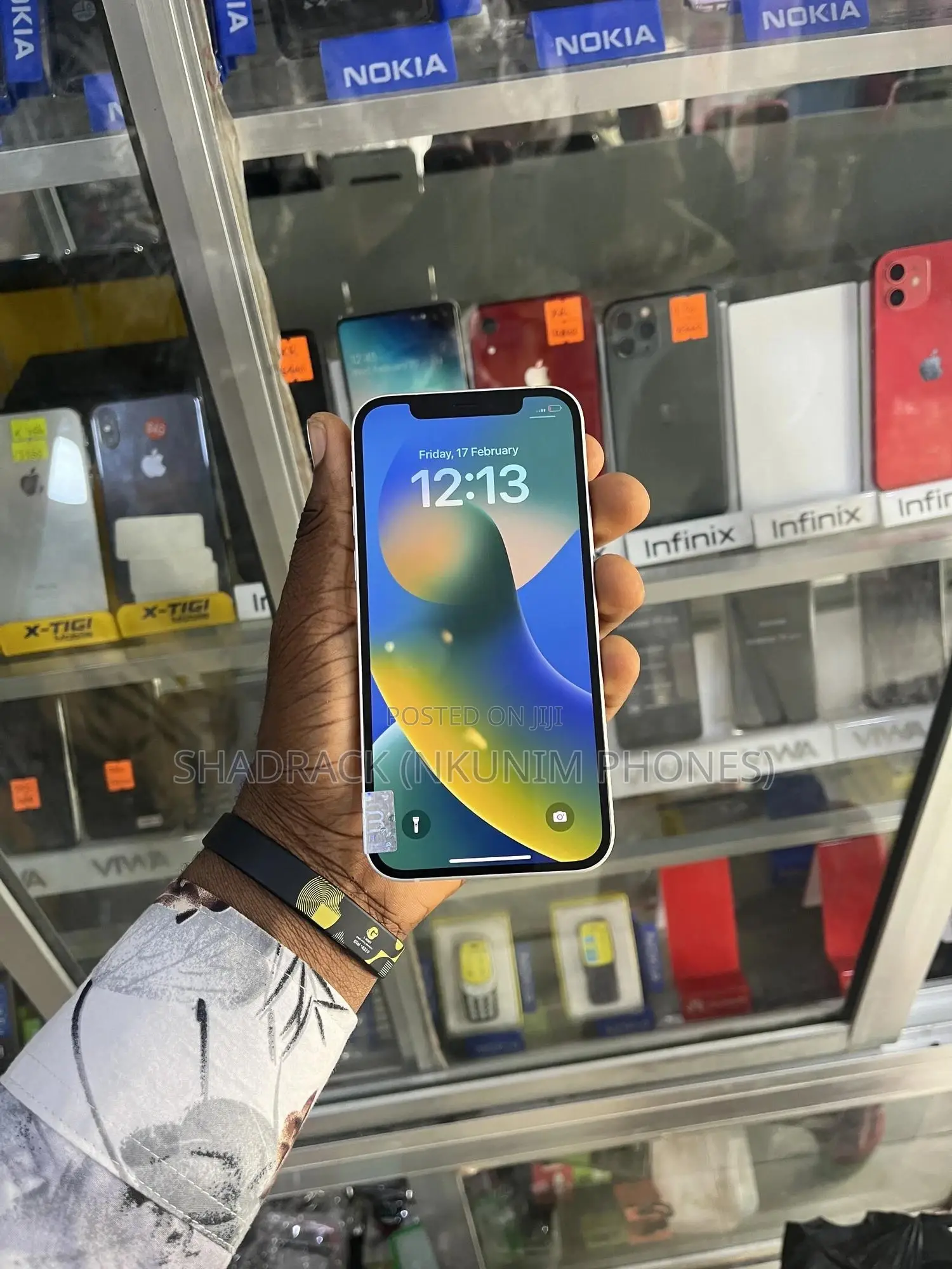 Apple iPhone 12 64 GB Silver