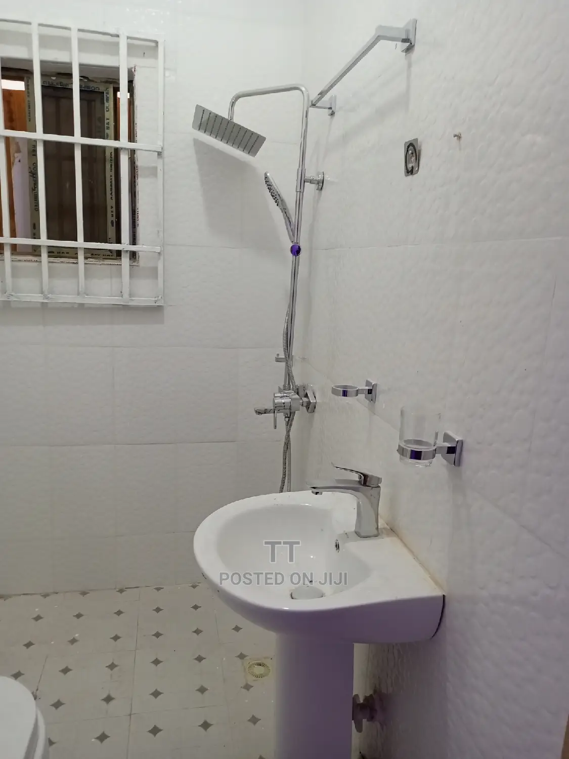 3bdrm House in Tse Addo, Tseaddo for rent
