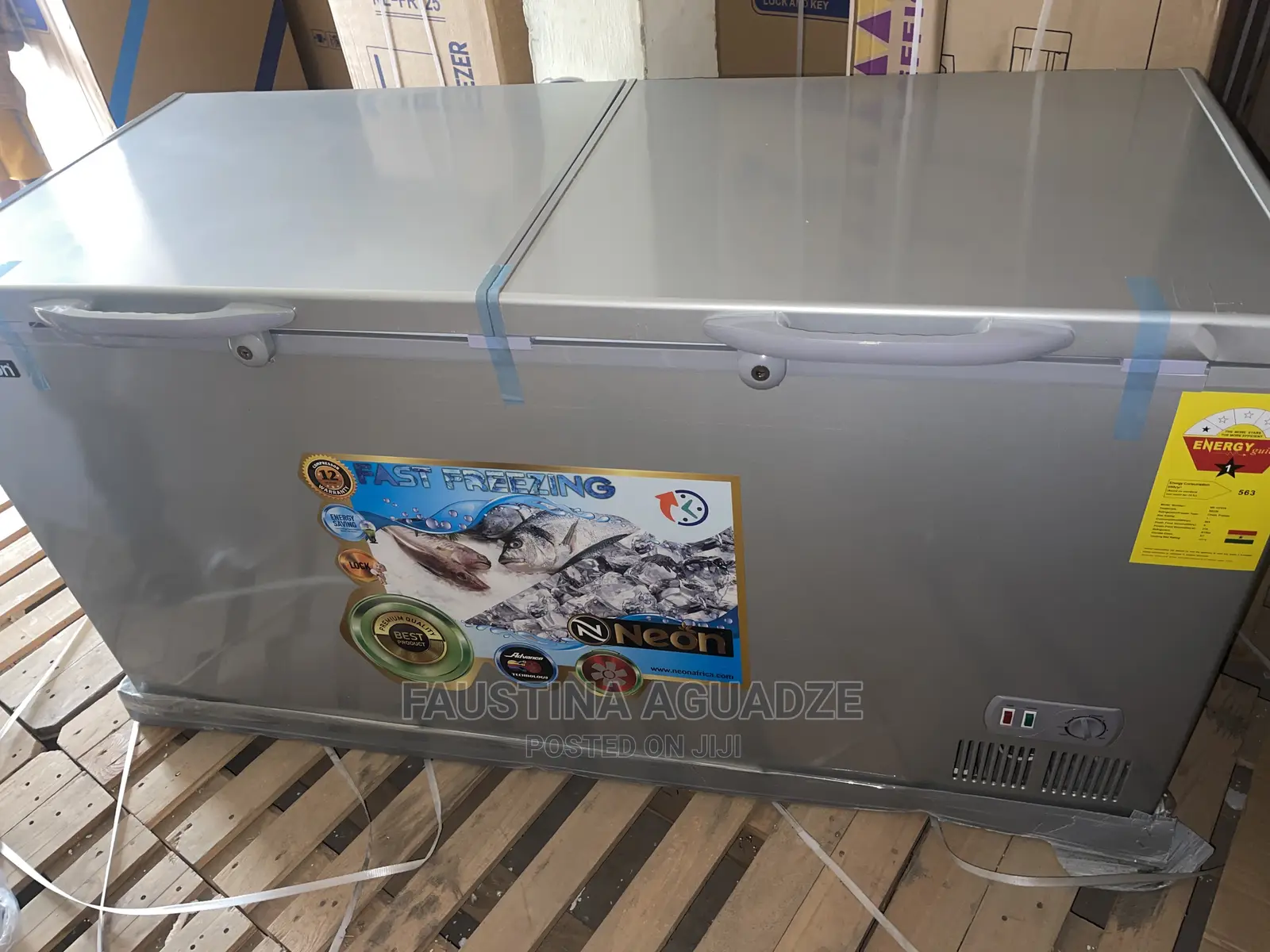 Neon 518 Chest Freezer