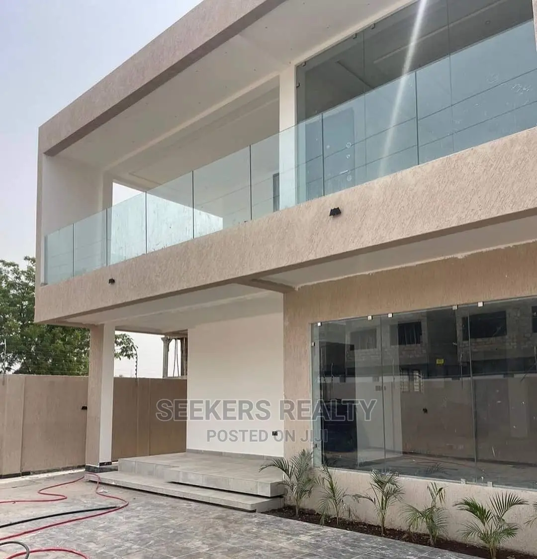 4bdrm House in Seekers Realty, Oyarifa for Sale