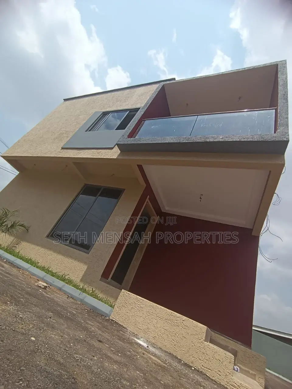 3bdrm House in North Legon for Sale