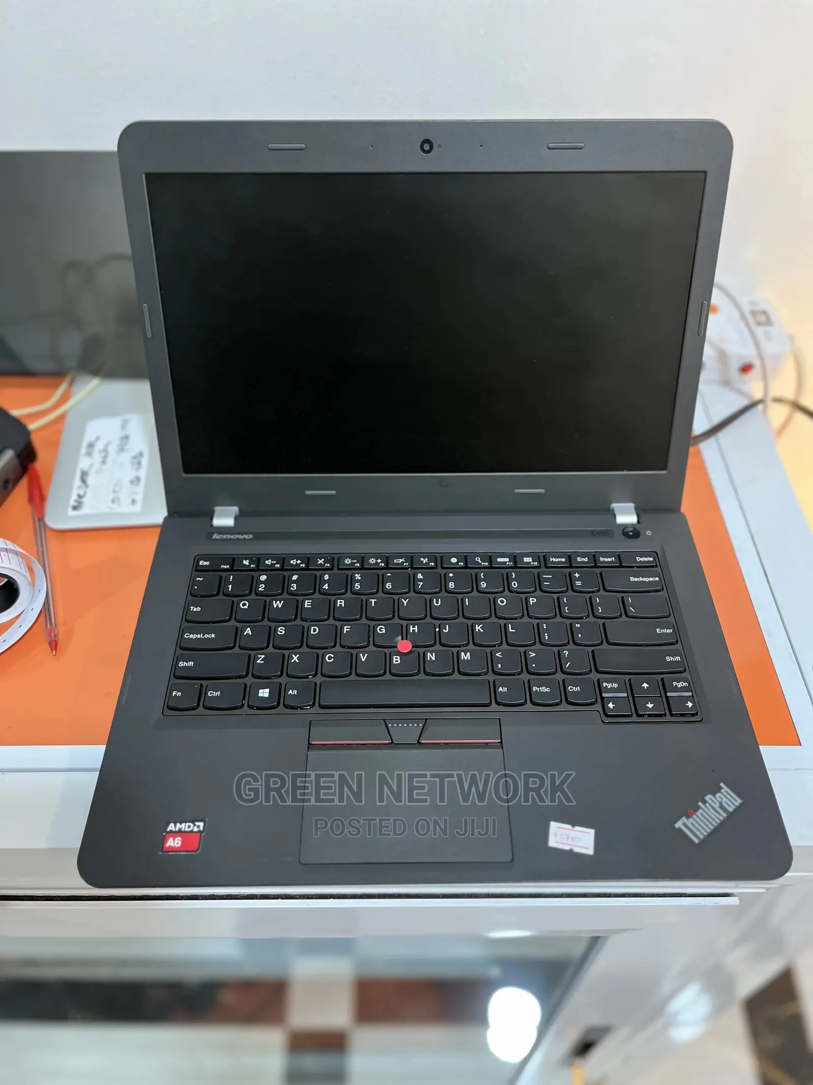 Laptop Lenovo ThinkPad Edge E450 4GB AMD A6 HDD 320GB
