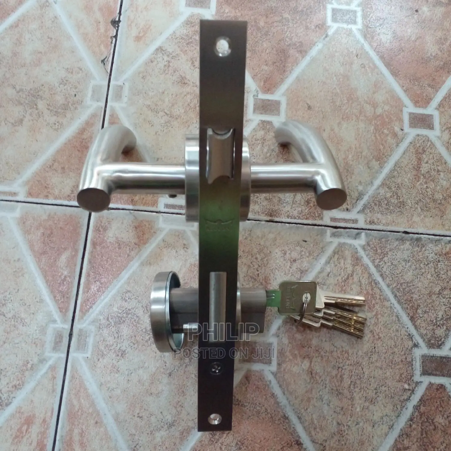 Door Lock(Rosette Curve Handle)