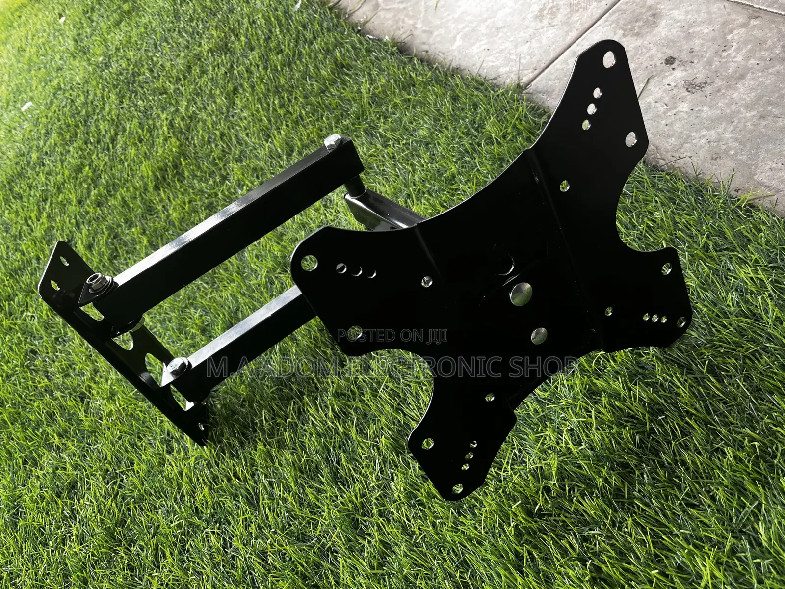 Very Durable Black Colour Corner Wall Mount 14”-43”