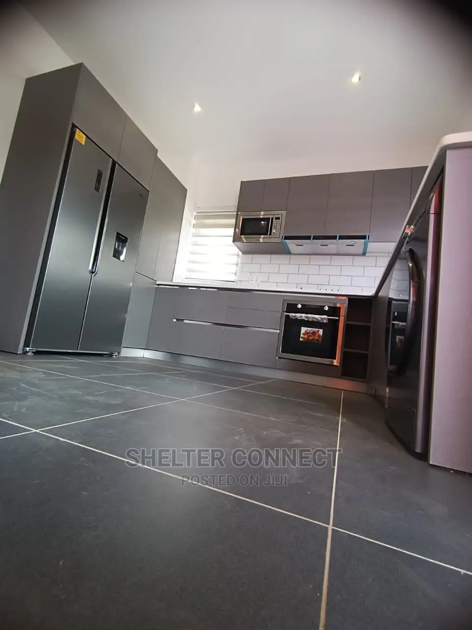 4bdrm Townhouse/Terrace in Oyarifa for Sale