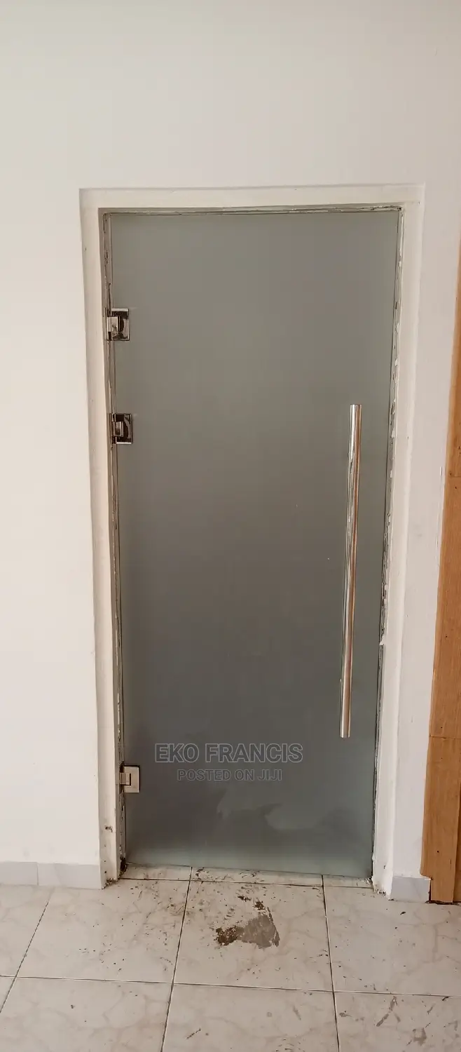Shower Glass Partition