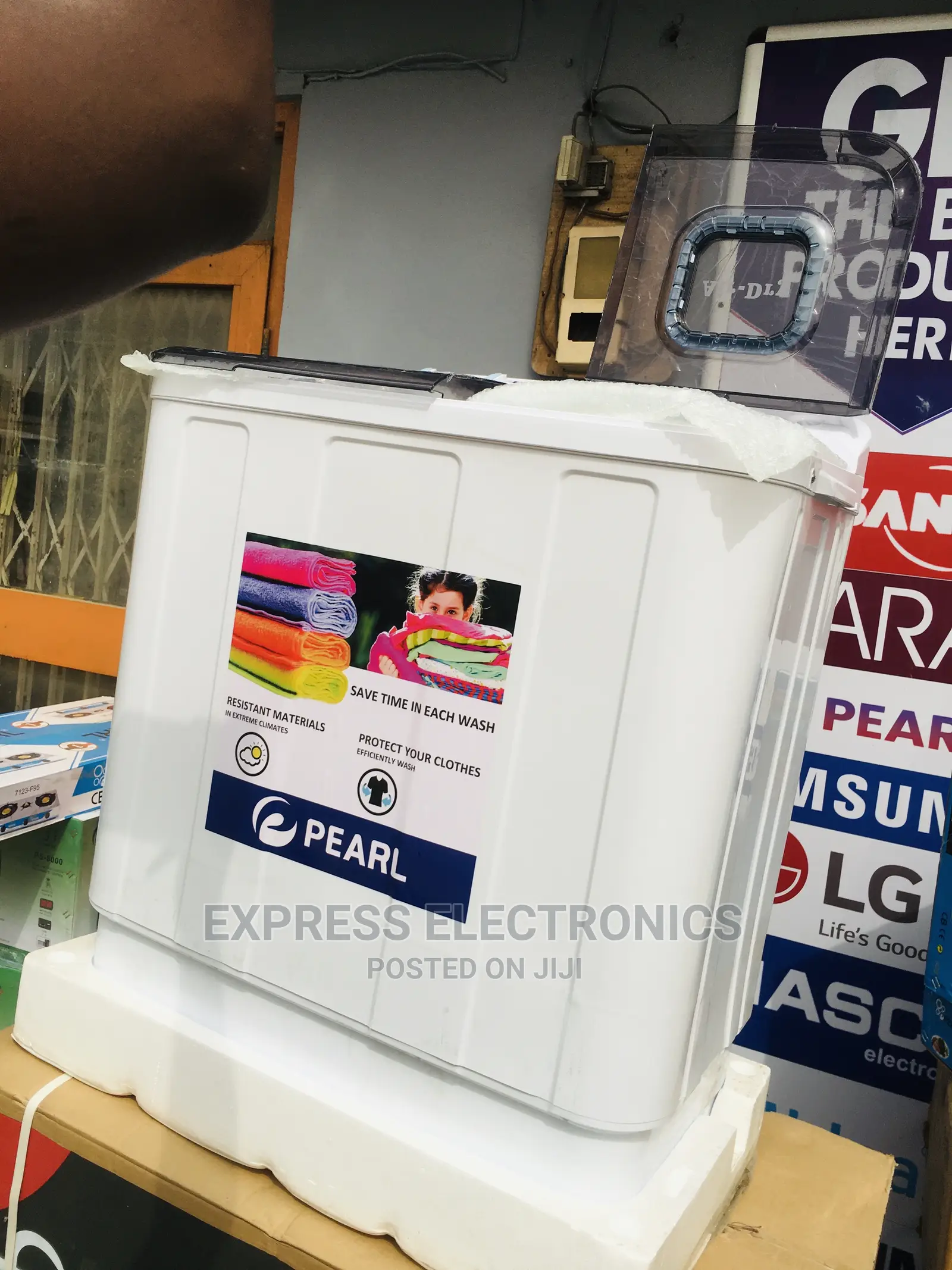Efficiently Wash 7kg Pearl Resistant Materials