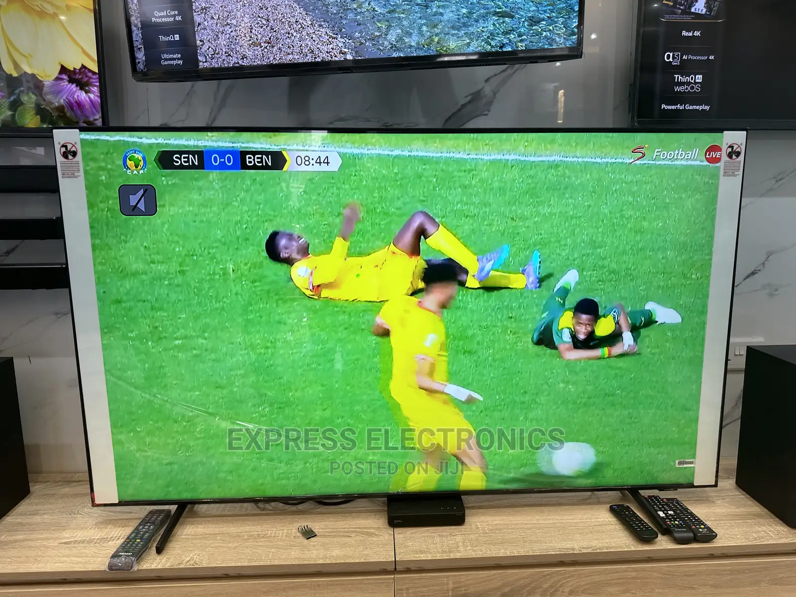 Extreme Realism and Unique Design Samsung 85”UHD Au8000