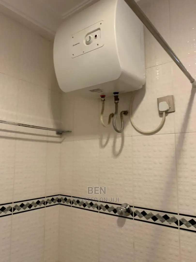 3bdrm Apartment in Kisseman, Achimota for Rent