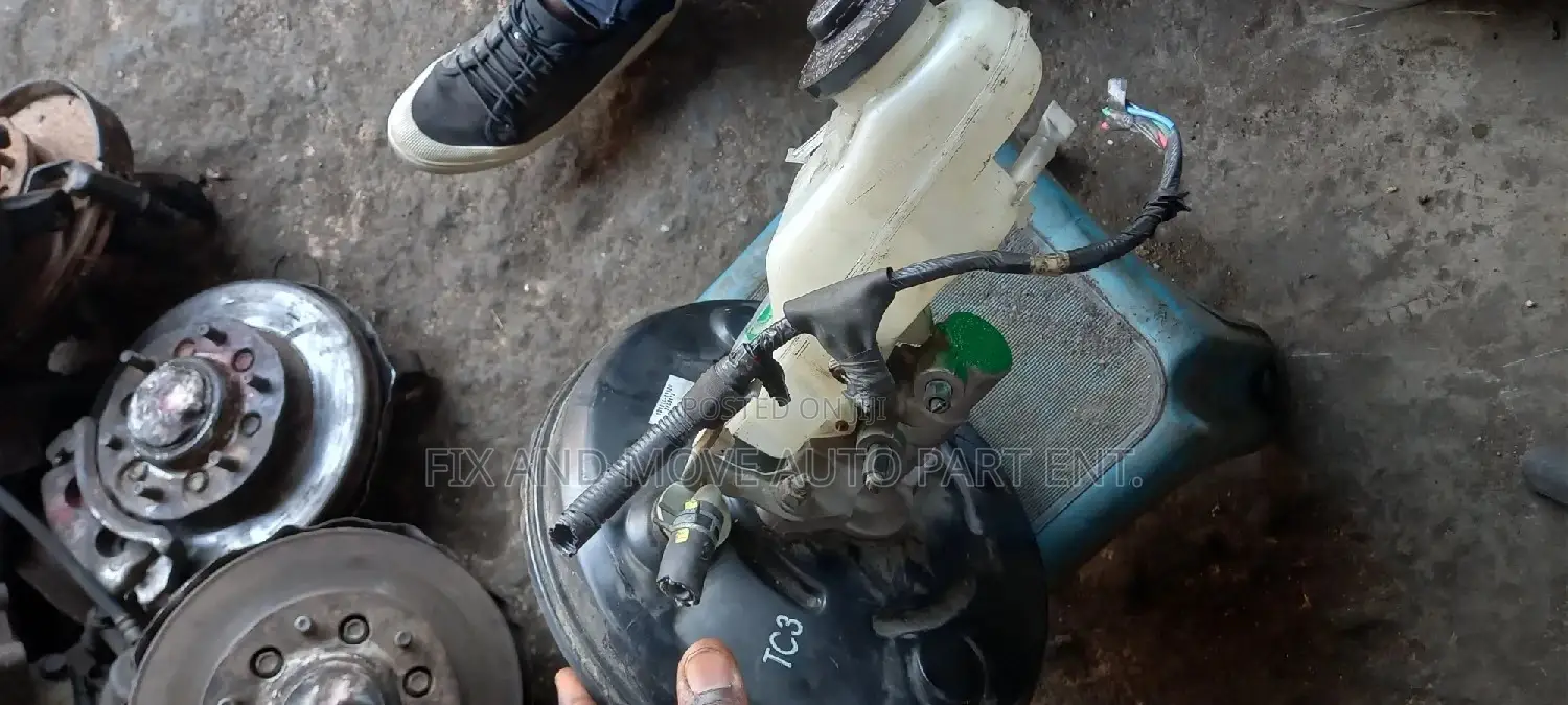 Toyota Corolla 2009-2017 Home Used Brake Port Available