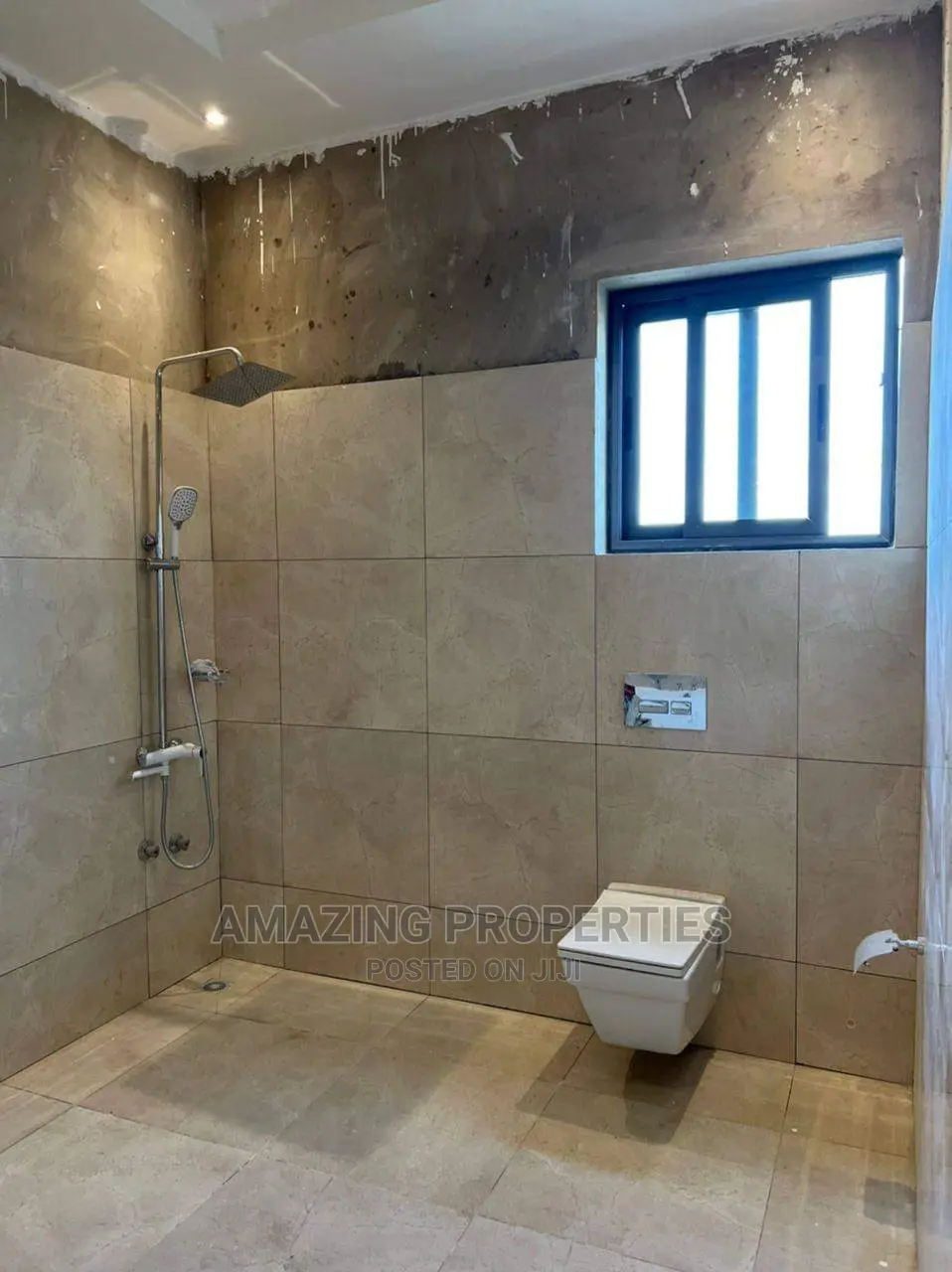 4bdrm House in East Legon for Sale