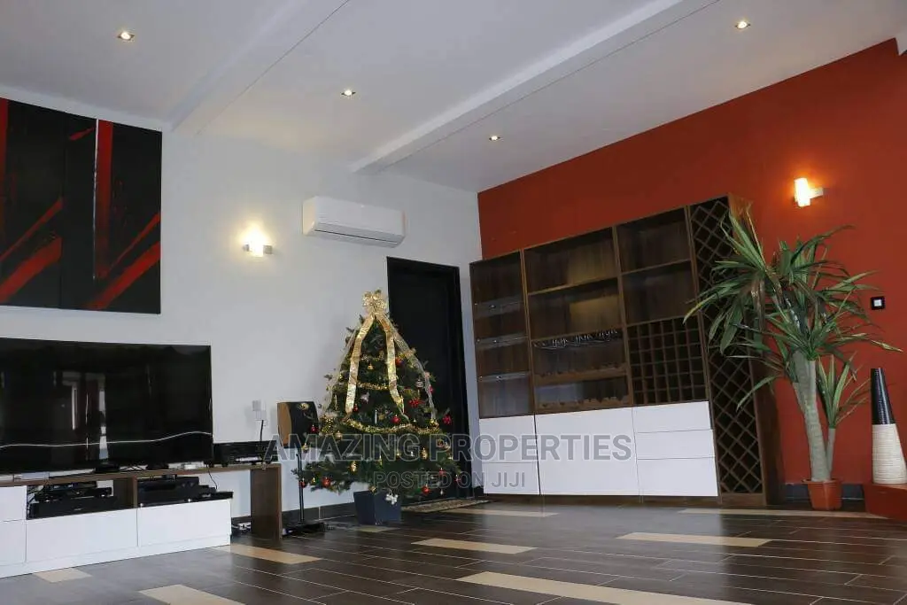 Furnished 5bdrm House in Airport Residential Area for sale