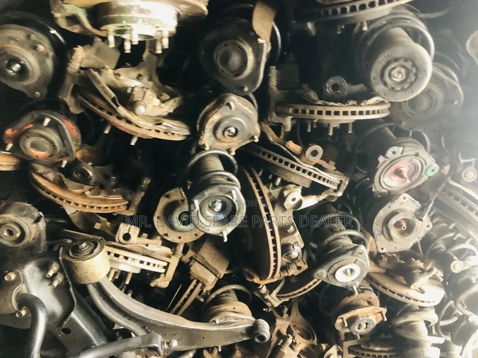 Toyota Matrix Spare Parts(Front and Back Shocks,Racks Etc)
