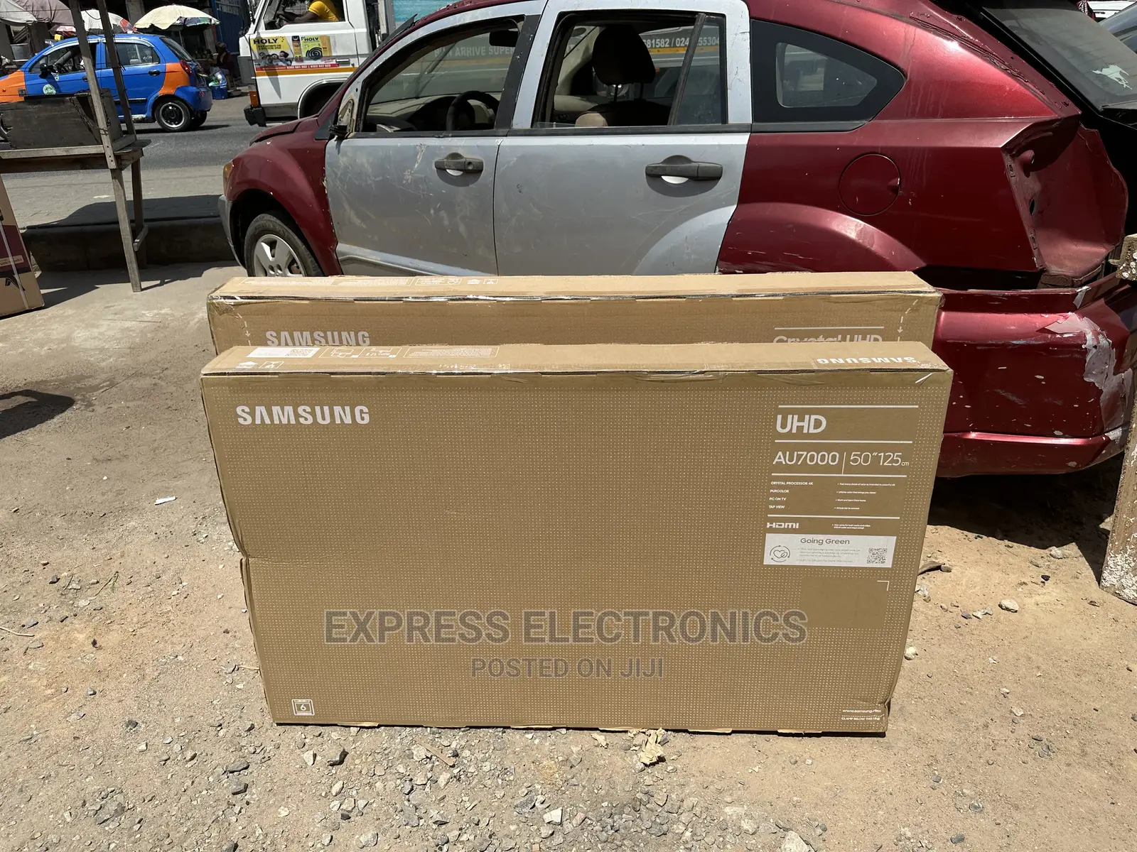 Elegant Design Black Classic Samsung UHD 50”Series 7