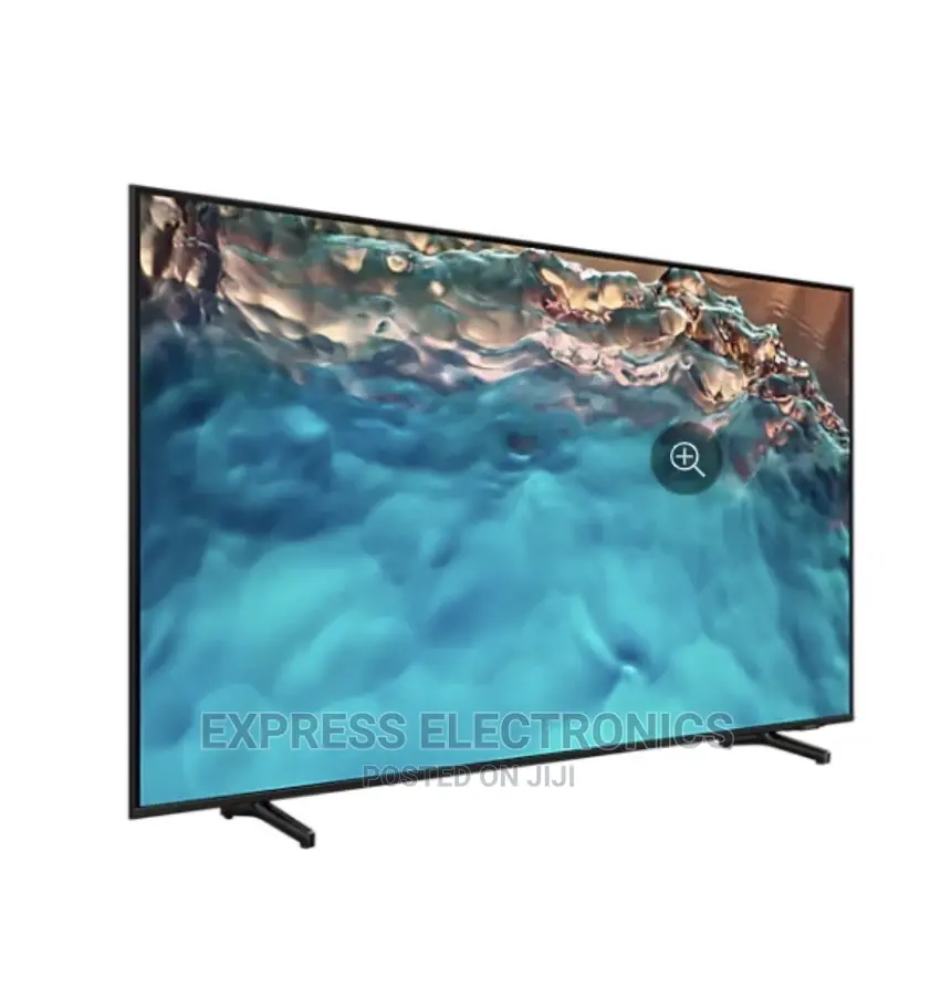 Glossy Diagonal Display UHD Smart Samsung Series 8 50”