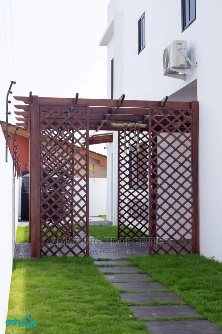 4bdrm House in Spintex for Sale
