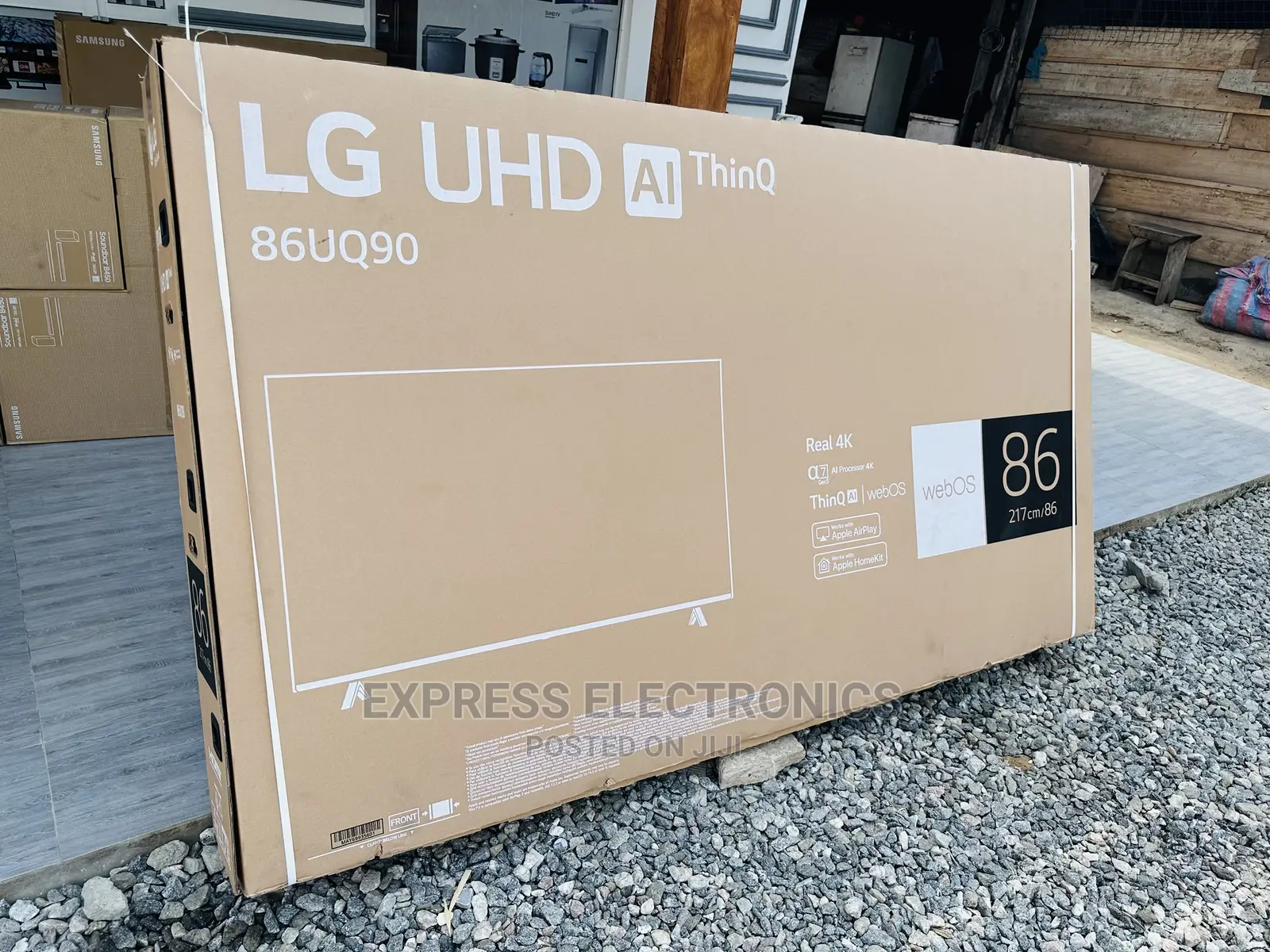 Multi View LG Smart Display Technology UHD 86”Qu90 Tv