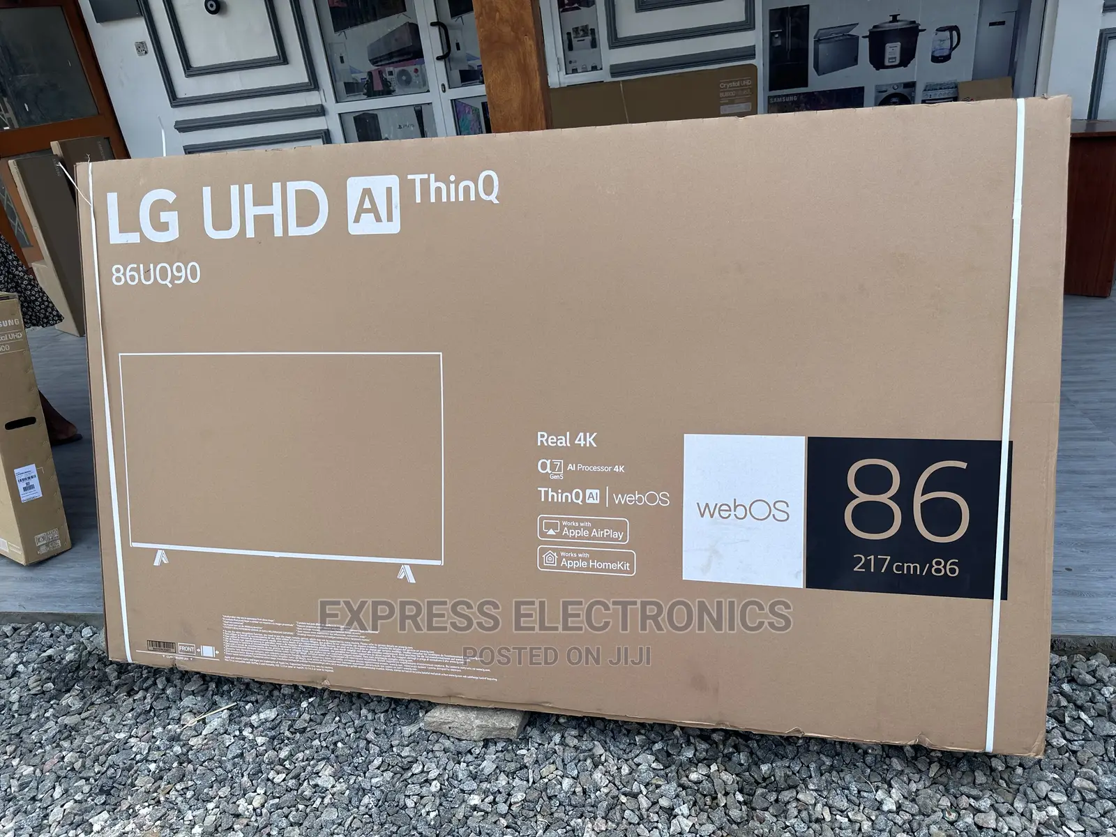 LG Airslim Ultra Thin Profile UHD 86”Qu90 Series Tv