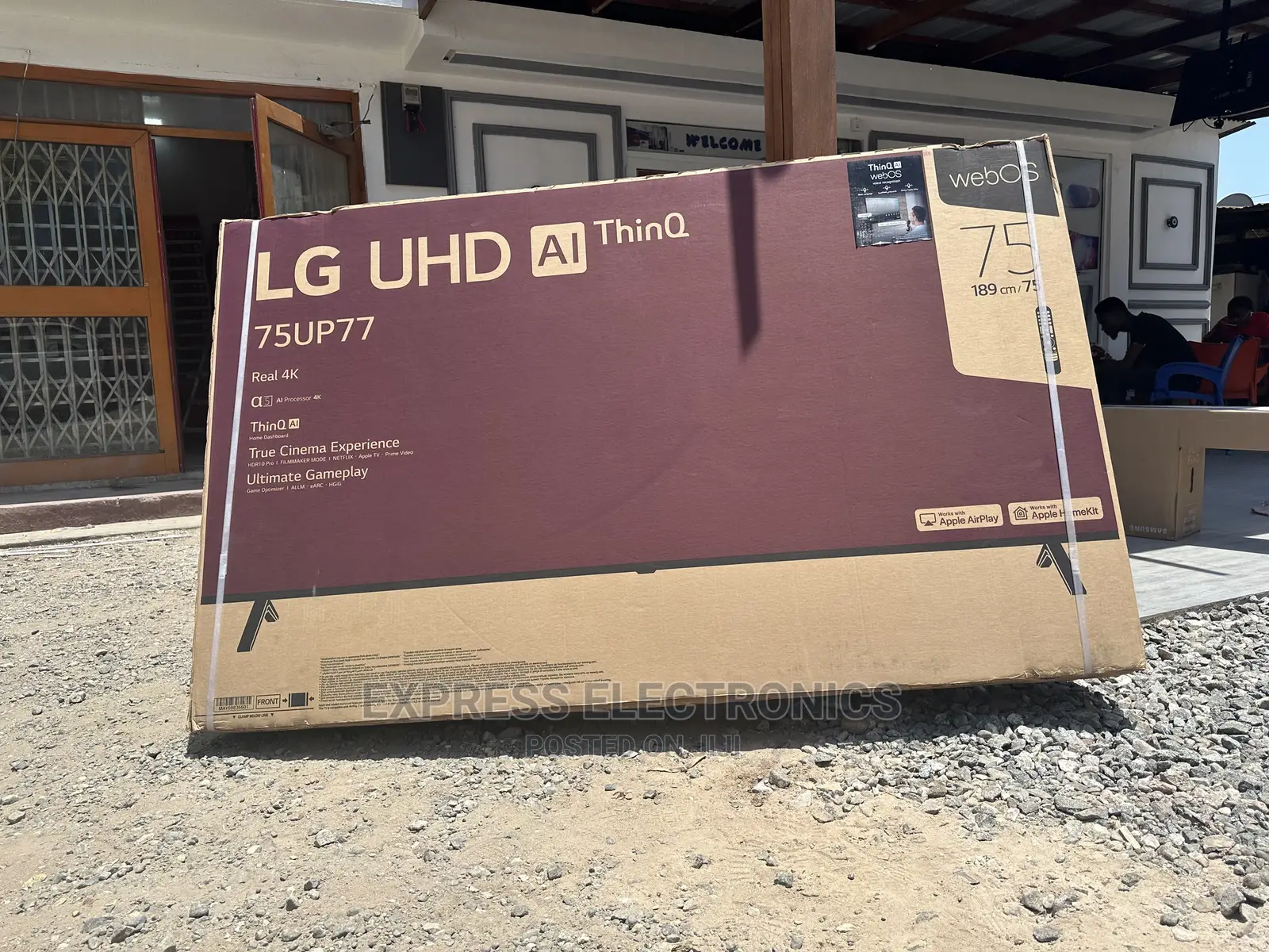 LG Airslim Ultra Thin Profile UHD 75”Up77 Series 